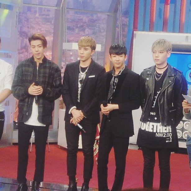 C2Biscuit's tweet photo. #HIGH4 
#2yearsWithHIGH4
#HIGH4_2nd_Anniversary
#HIGH5TH 
@realhigh4 https://t.co/xwIFQrodDa