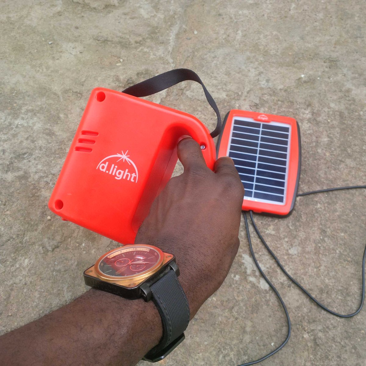 oluogunlela's tweet photo. Impact, Water and Dust resistant. Plus 2yrs Free Replacement Warranty. @dlightdesign #Loveit #PowerAfrica #QER7 https://t.co/B7JgPSzEAm