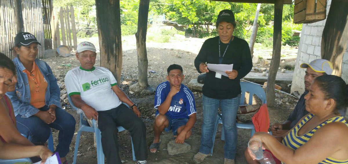 AgroEcuatoriano's tweet image. #ProducimosMaíz se capacita técnicamente a productores en todo Guayas para mejorar su producción @luiskvalverde