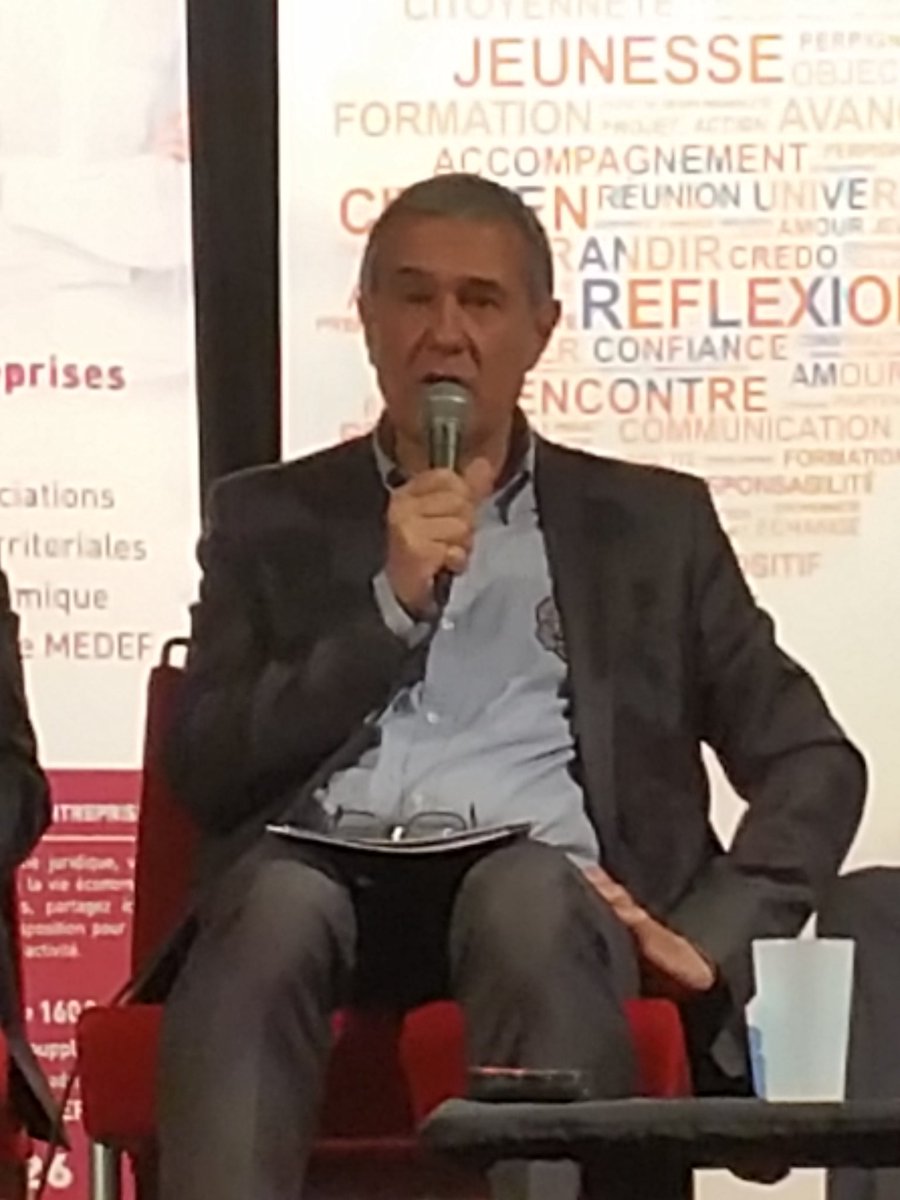 Les_ECOTOPISTES's tweet photo. "Je découvre que ça fait 10 ans que je suis un ecotopiste " 👍👏 (Encre service )  #ECOTOPISTES2016 https://t.co/COGJb7qrjy