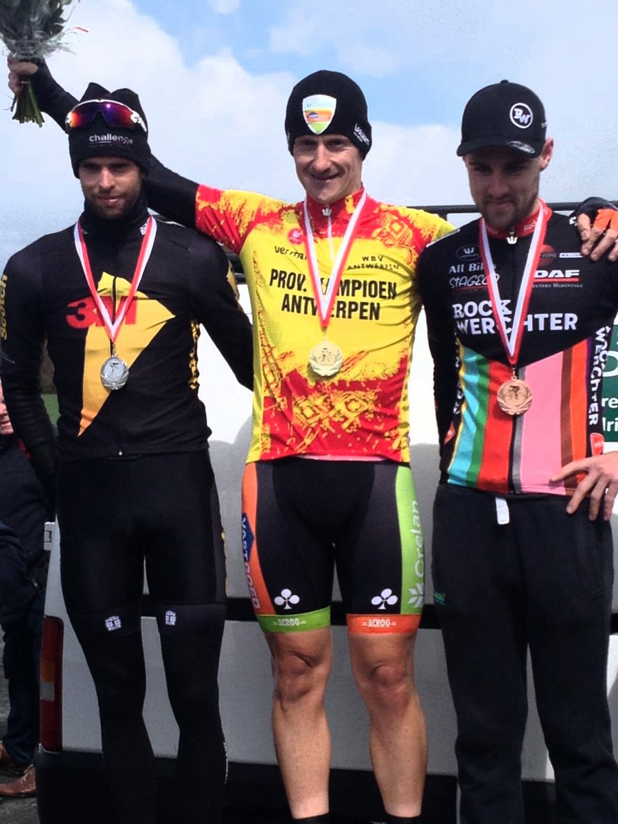 BAM!! NUMERO UNO!! @vgsct <a href="/Colnagoworld/">Colnago</a> <a href="/VermarcSport/">Vermarc Sport</a> <a href="/lazerhelmets/">Елена Рублева</a>