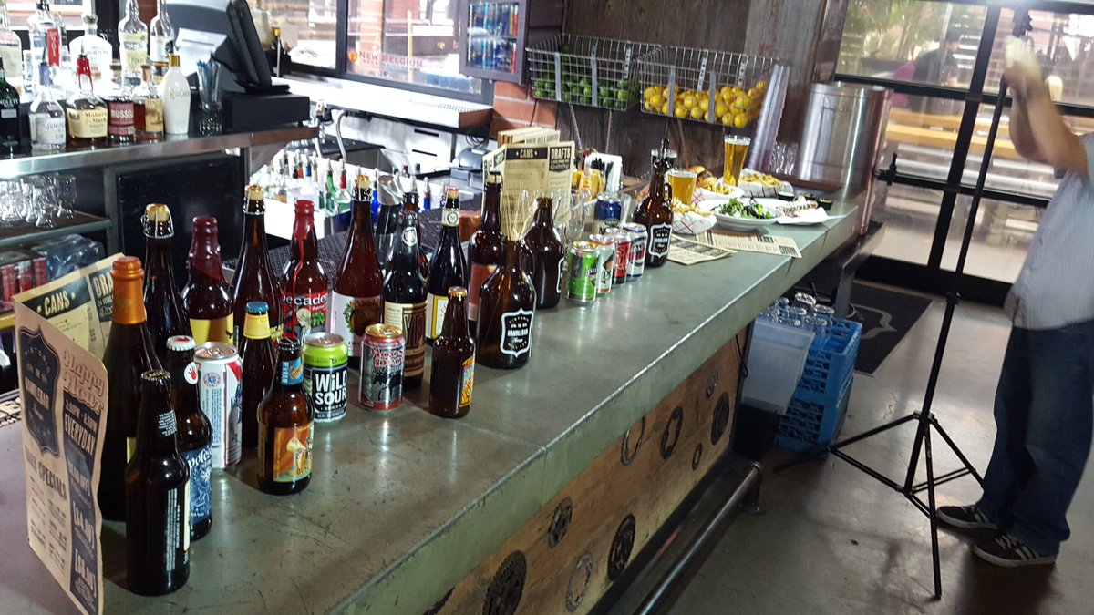 abailin's tweet photo. Locked and loaded for @azfamily at #handlebaraz @HandlebarTempe https://t.co/U7Iyf0WyFb