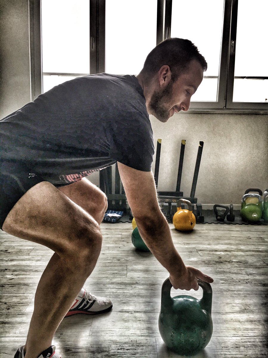 InfoPalaestra's tweet photo. #kettlebell #training #class team #thunderkettlebell only at #palaestra https://t.co/PacOGAZCoe
