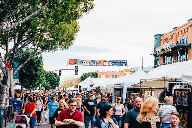 TempeArtFest's tweet photo. Filling the streets in @DowntownTempe w/ original works of art in less than 24 hours! #TFA 
https://t.co/y9AIiXCp5d https://t.co/VloAE8vKBb