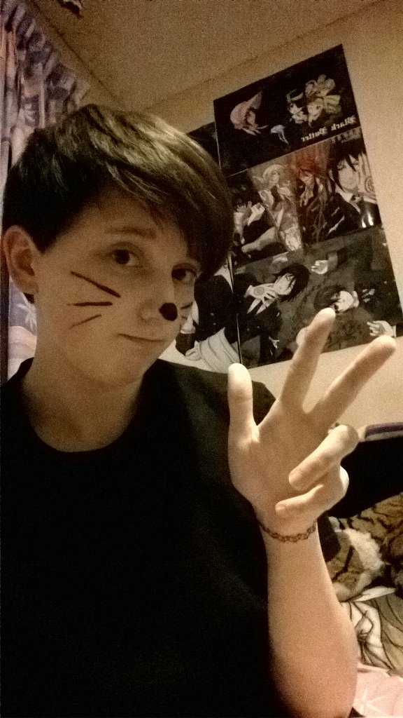 AmiDaDemonChild's tweet photo. Ooo ooo none of you know how I look anymore (unless you have my personal account) any me https://t.co/E3ipX3R8bf