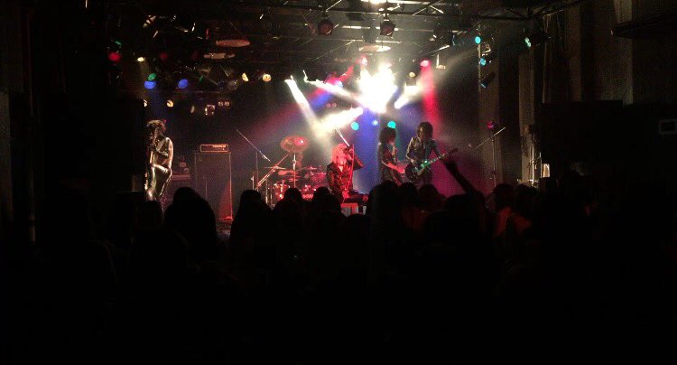 JIN_AiC's tweet photo. 2016.4.07 OSAKA MUSE 

【SET LIST】
〜A CLOAK〜
1.THE HOPELESS
2.BLIND DAYS
3.RUVISH
https://t.co/XrArtfGYNL IN THE BOX https://t.co/mOKDay7cBs