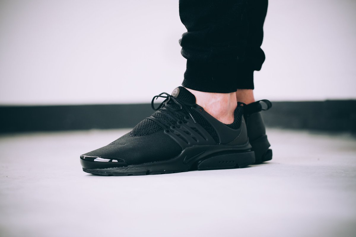solebox tweet media