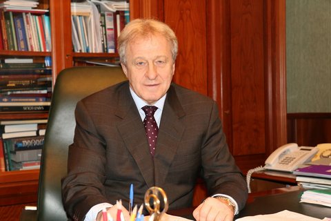 Интервью Юрия Смирнова: участие в народном голосовании и первоочередные задачи dvp.ivanovoobl.ru/news/yurij-smi…