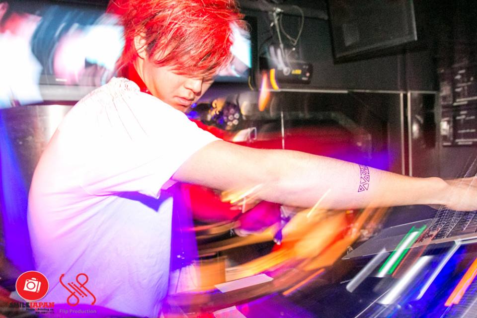 flipprods's tweet photo. #flipproduction Throwback- White Gold Toga Party
東京で初めて行われるトーガパーティでした!!頭が吹き飛ぶような体験を忘れるな! #clubbing #togaparty #toga https://t.co/IbzC5NBDVN