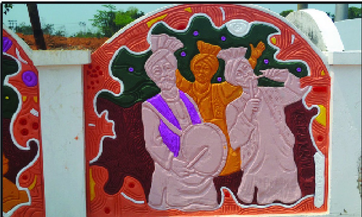 Glimpses of our rich culture (Cement Relief) on boundary wall of AGARTALA stn @RailMinIndia @sureshpprabhu #tripura