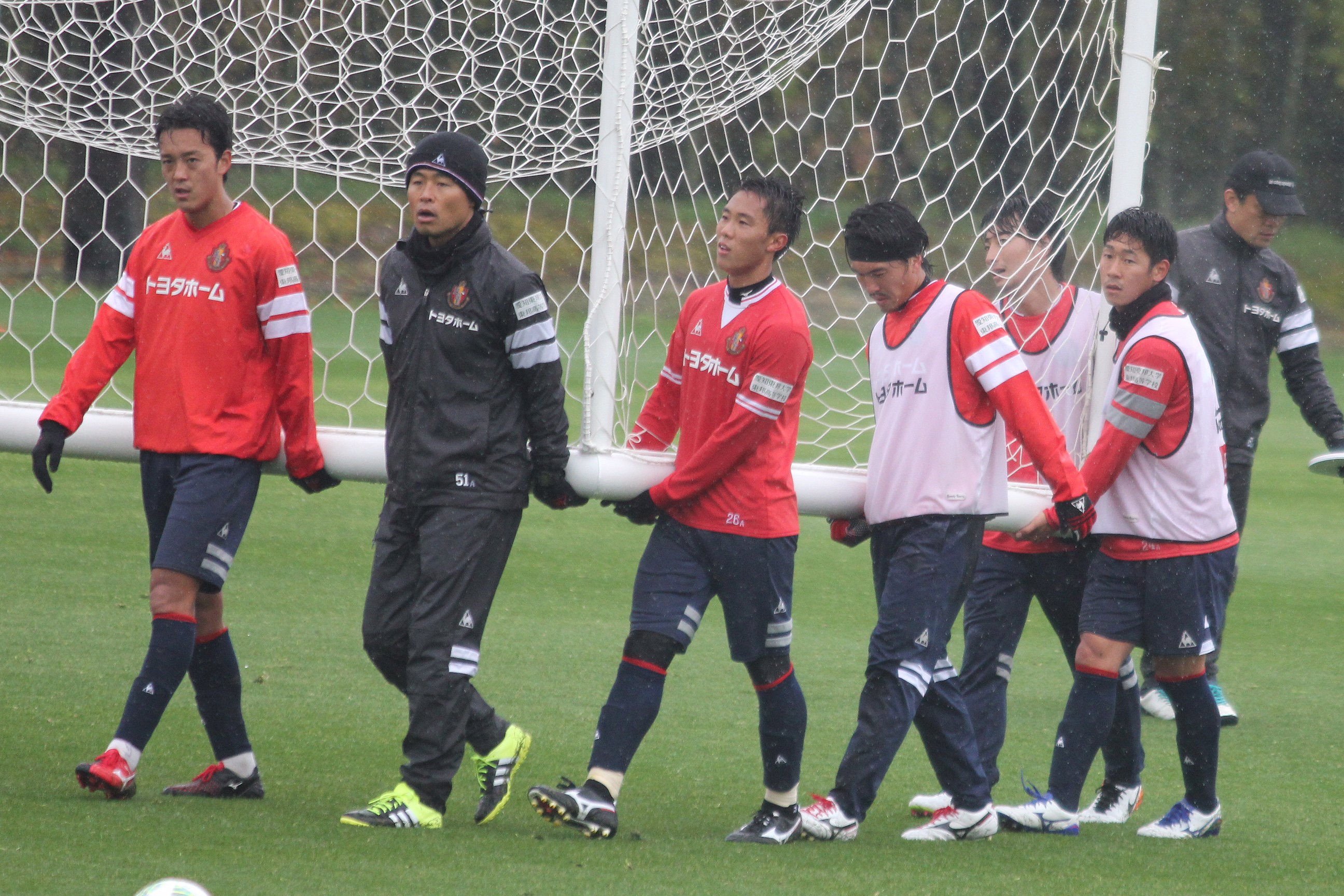 名古屋グランパス Nagoya Grampus Twitterren イ スンヒ選手が合流した本日のトレーニングと 昨日の ナビスコカップ 鹿島アントラーズ戦の模様をfacebookへアップしました Grampus T Co Fjohjcwtcp T Co F9bs3djmt9 Twitter