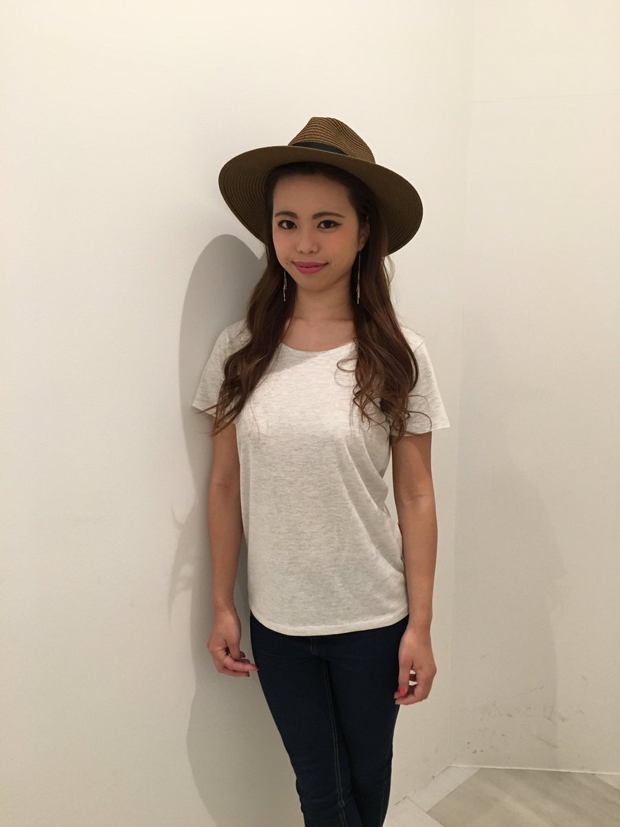 TOCOPACIFIC109's tweet photo. 「クルーネック半袖カットソー」

シンプルなデザインなので着回し抜群で🙆
ヘビロテ出来るTシャツ♡
スキニーパンツとの相性もばっちりです♫
サスペンダー付きでアレンジも◎

shop→https://t.co/Yzsjzi5F0E https://t.co/k6S8oRMi5t