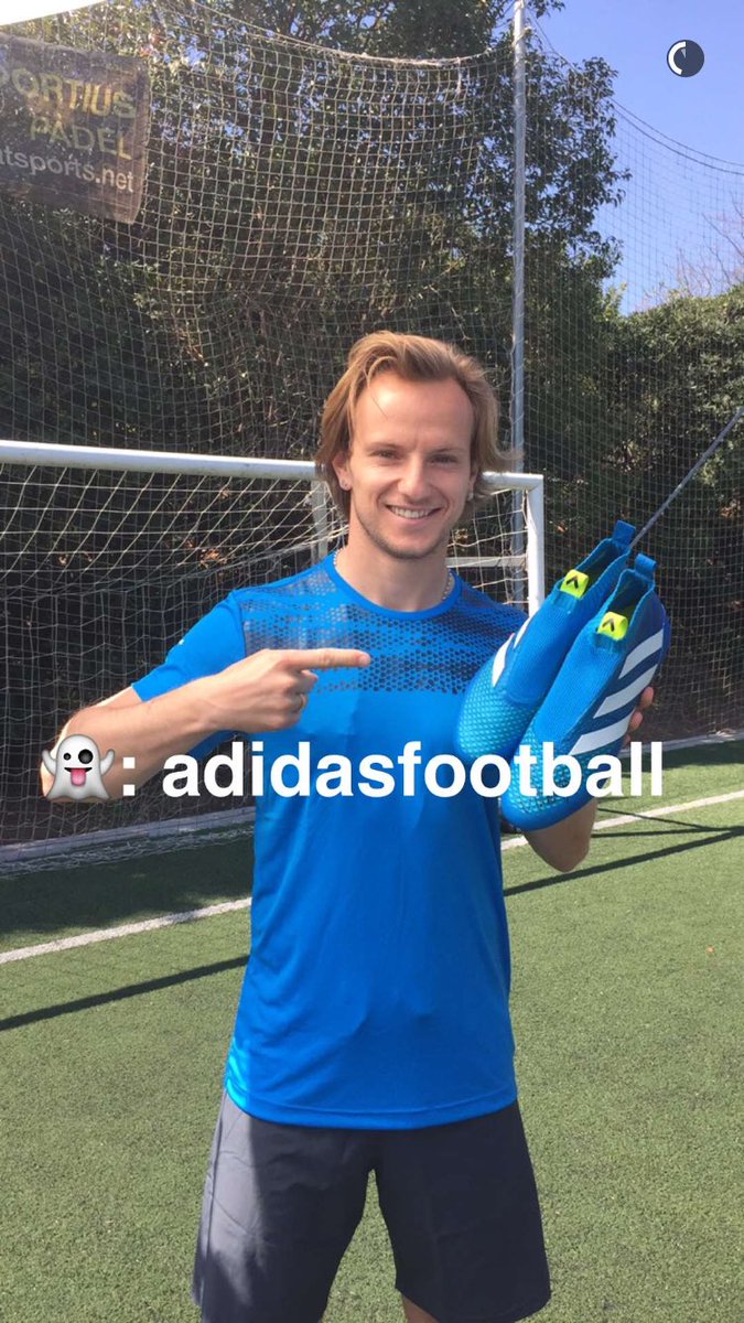 I hope to win these fantastic shoes! :) #ACE16 #adidas #Rakitic #snap #adidasfootball