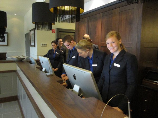 VeniceTailoring's tweet photo. We are UK,s largest provider of #Corporate #GreenClean #GarmentCare services for #Uniforms and private cleaning. https://t.co/cQ46cmRaTL