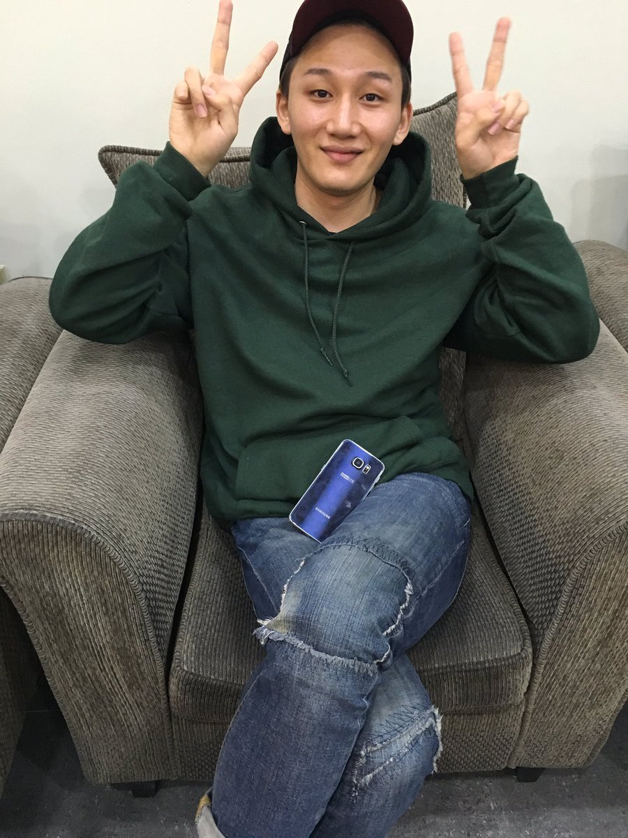 kbs_volume's tweet photo. #현우 #가람 #재흥 #태현 #딕펑스😎 이렇게 좋은날🎶 #귀욤열매드세요 하러 왔습니다 ㅋㅋㅋ 이들은 과연, 단톡방에 초대될 수 있을까요?! ㅋㅋㅋ (다시듣기 참고해 주세요 ^^) #유인나의볼륨을높여요 https://t.co/GSTD4F3baZ