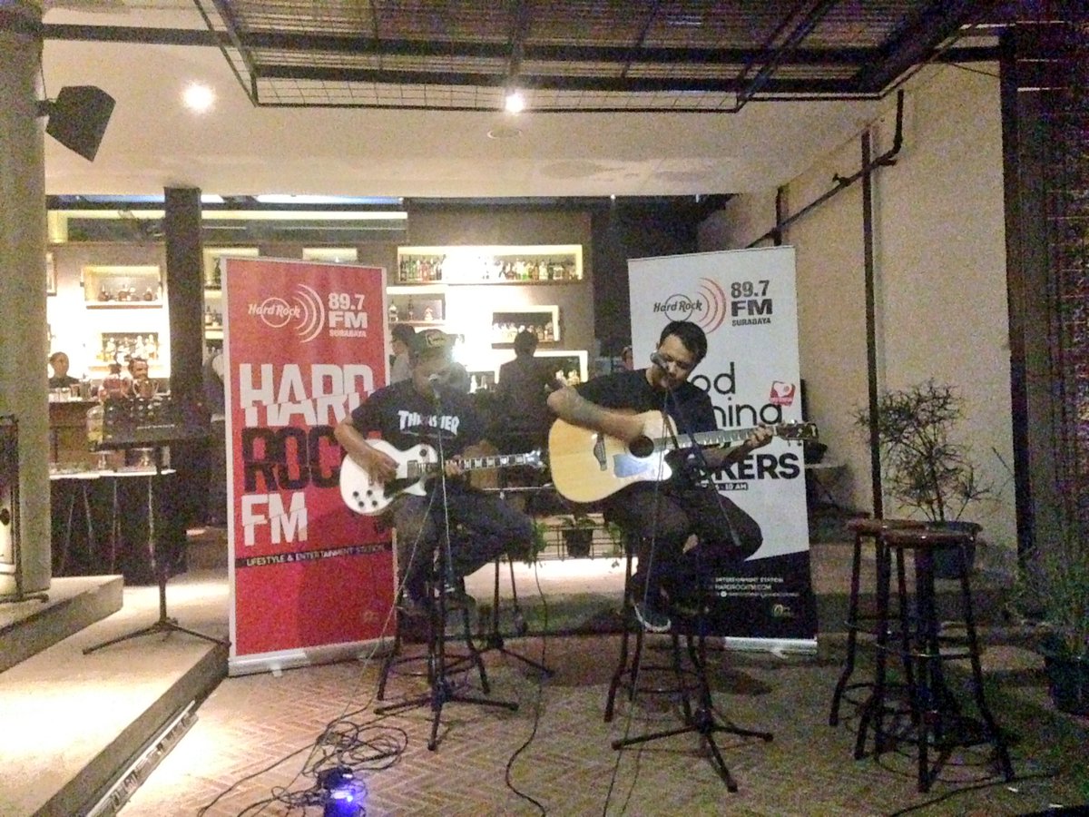 iswarasby tweet media