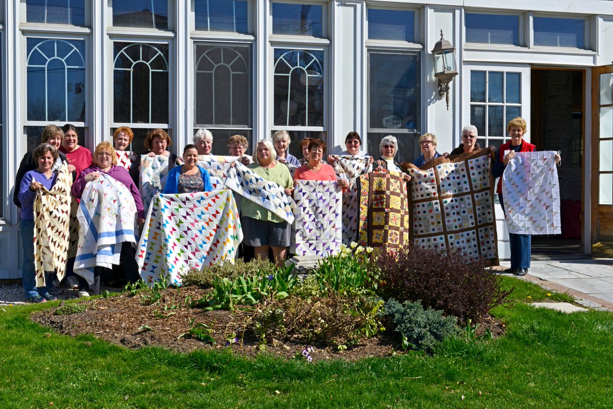 BrandonInn's tweet photo. Gearing up for our annual quilters group! https://t.co/EoaSq2TRyd