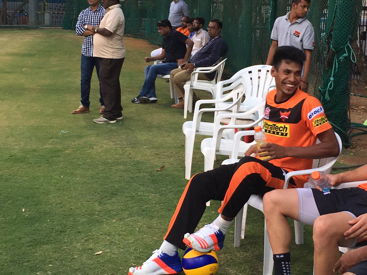 IPL's tweet photo. @SunRisers' young @Mustafiz90 feeling completely at home in Orange #IPL #OrangeArmy https://t.co/Wx9aDRJ1IP