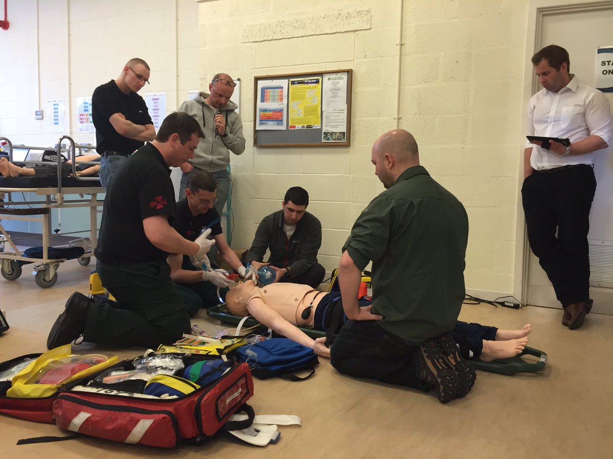EmrtsWales's tweet photo. It's #WorldHealthDay. The perfect opportunity for an @EmrtsWales cardiac arrest demonstration for @ParamedicsUK. https://t.co/OAkhRCXHwI