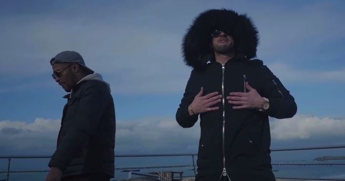 sinox_officiel's tweet photo. Yeuss feat Bab’s – J’dois filer (CLIP)

> https://t.co/eAIRKSgn5P

@YeussK @Babsofficiel2 https://t.co/EhFhVQWkXf