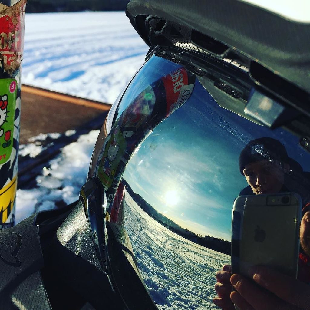 SnowmobileFotos's tweet image. #Snowmobile Foto: By Instagram dalecarliafishing ift.tt/1Sff7x5 #fishing #nature #dalecarlia #trout #rödi…