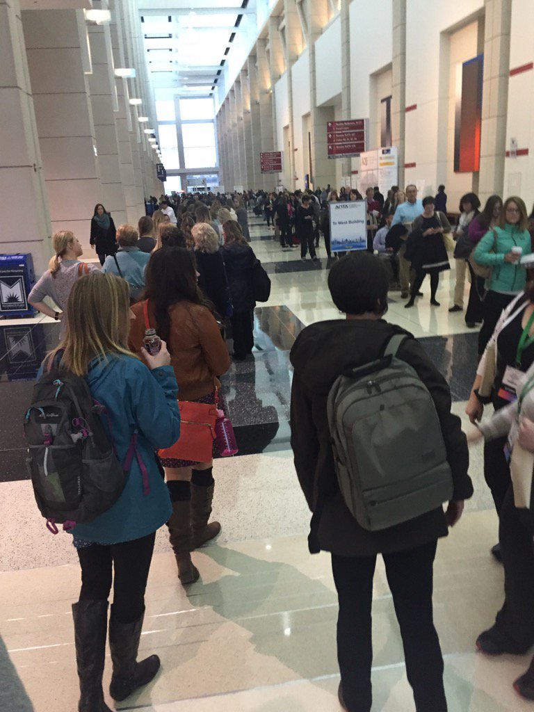 TheHandGuru's tweet photo. Waiting in line at #TSHT2016!  It's going to be great! https://t.co/BujwC8jmWW