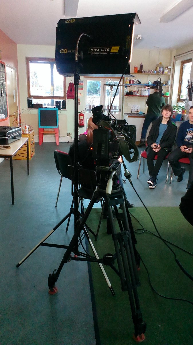 SaphraFixers's tweet photo. First ever broadcast shoot with @MariamFixers  @ZakiyaFixers in #Preston #childrenincare https://t.co/VqaOyRDgSo https://t.co/YIU80LmpqA