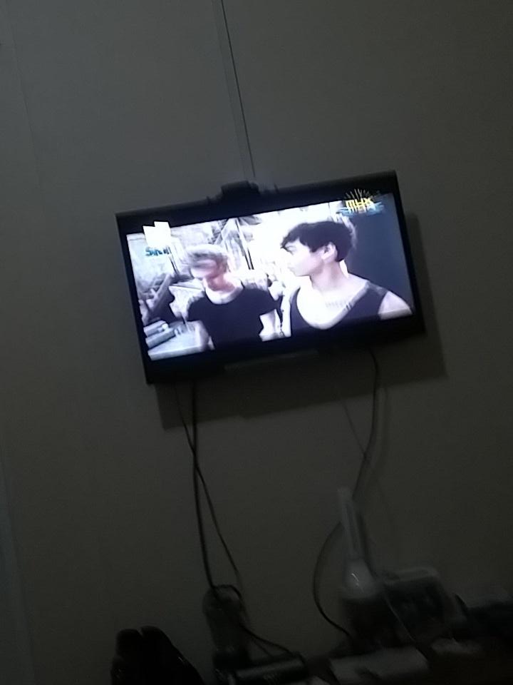 sgfgrudge's tweet image. CAKE YOW okghajdalkd 
#MYXPresents5SOS