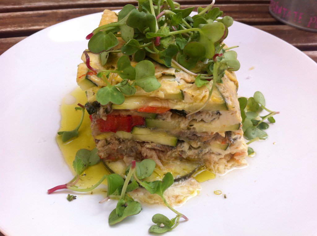 Milhojas de boquerón 😋 sano, rico y orgánico <a href="/taperiaorganica/">Astrid Tapas</a>