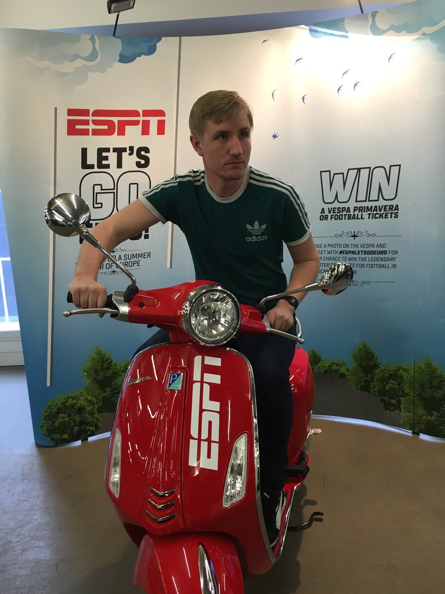 Luke At Essence tweet media