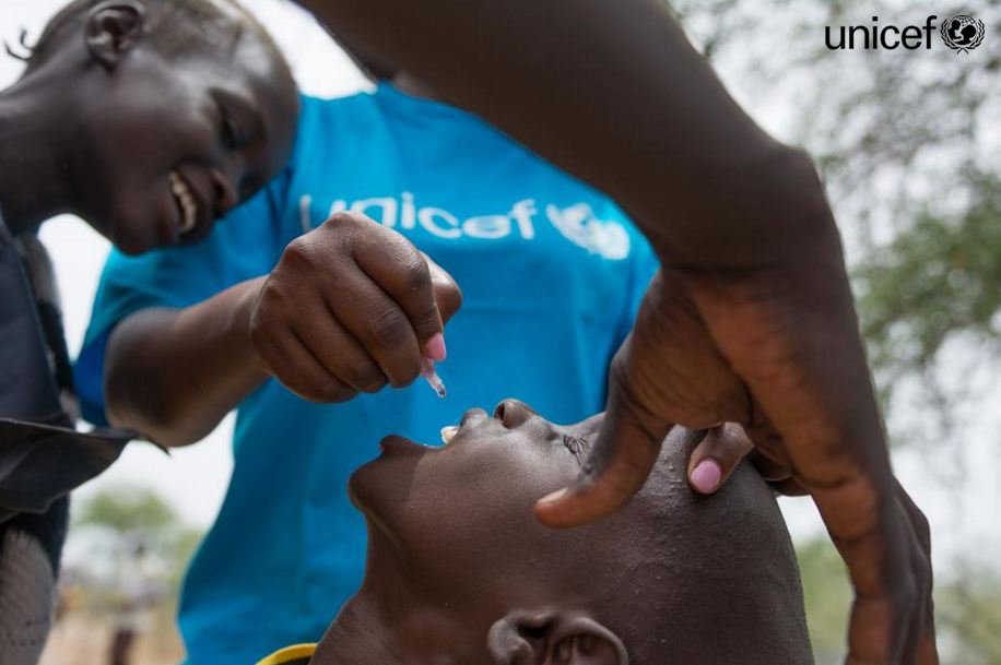 unicef_es tweet picture