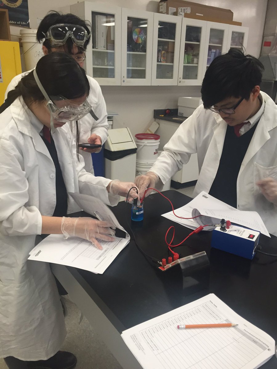 MsMBoulouTCPHS's tweet photo. Electrochemistry at its finest! @TCPHSUpdates #apchemistry https://t.co/dqUBJWH3pS