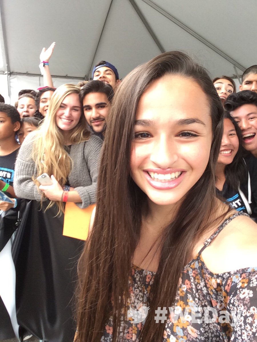 WEMovement's tweet photo. At #WEDay in #California celebrating youth changing the world! @JazzJennings__ https://t.co/YadETDfNUA