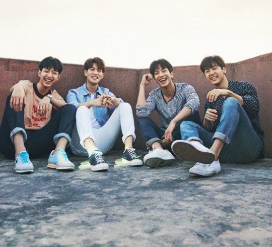 CNBStorm's tweet photo. [Videos] CNBLUE Mini Fan Meeting and Official Fancams at M! Countdown https://t.co/duLhM3ZbKg https://t.co/BKtCwfAK93