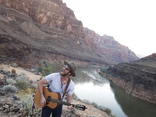 Tennessean's tweet photo. Concert at the bottom of the Grand Canyon? @DrakeWhite did it in a great @ACMawards moment. https://t.co/MKQL10hNAT https://t.co/njQxcIIG11
