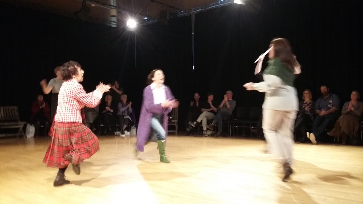 KILNensemble's tweet photo. They spun a good yarn! So proud of these women @Yarning_ Break legs tonight 💖👏👏 https://t.co/62f79MJPRN