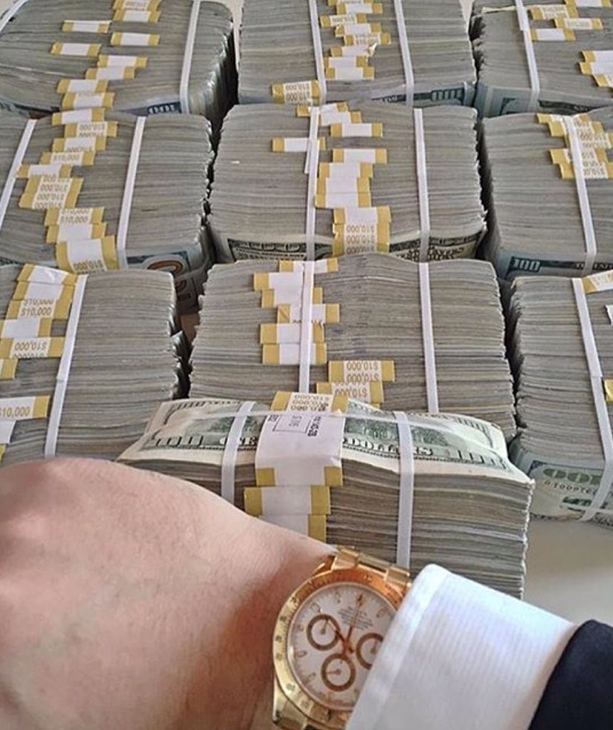 sumLuxury's tweet image. Time is running