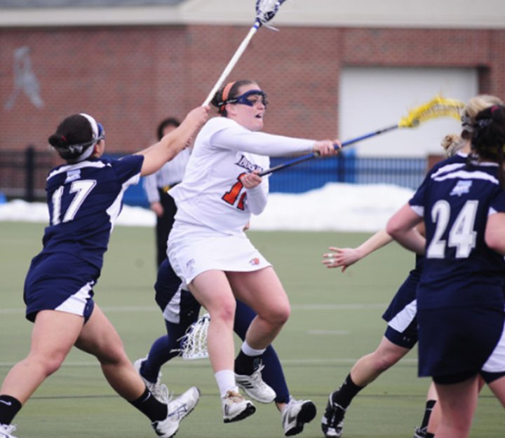 JuliaT3lax's tweet photo. Throw back to my college days. I remember this game! Bucknell W 12-11. #TBT @t3lacrosse @unitedwlax #UWLXgopro https://t.co/olKwkskC74