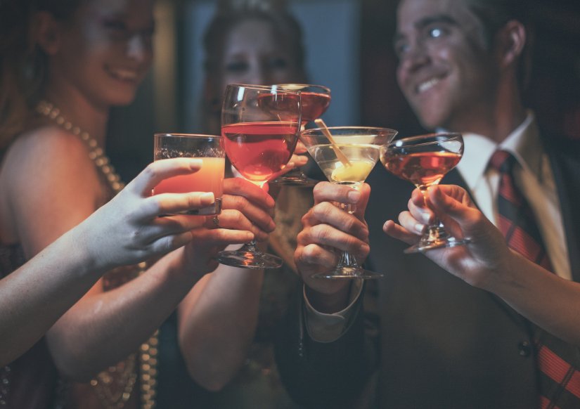 LifeThePlace2Be's tweet photo. Five Reasons to Host Your Annual Office #Party in the Summer https://t.co/l8Et9Qhg97 https://t.co/RHMnRecR8X