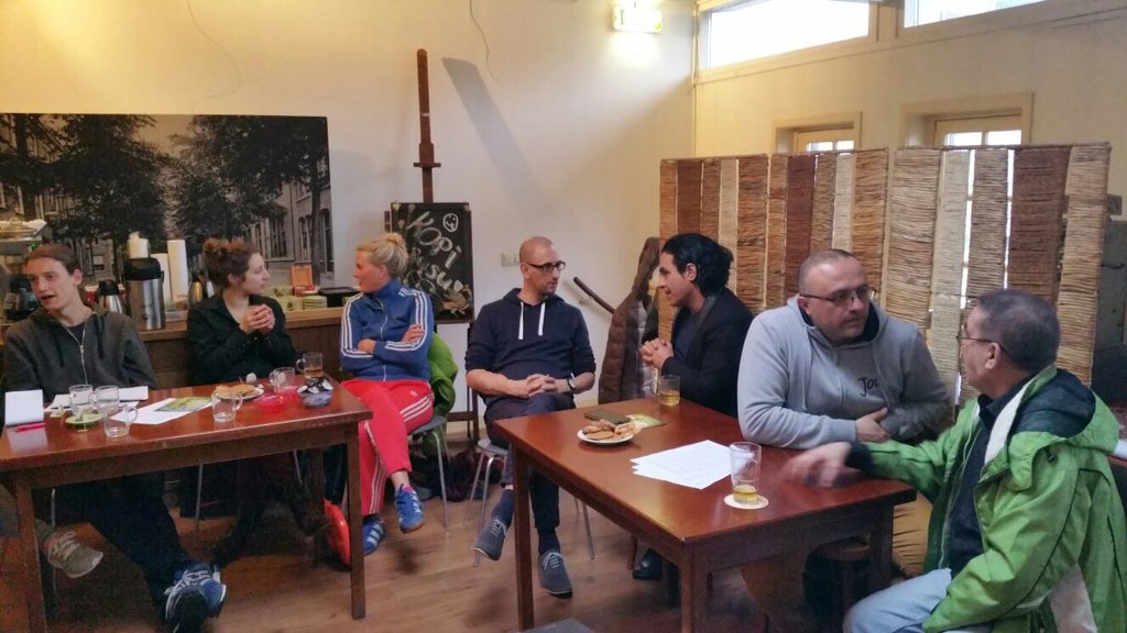campingmajella's tweet photo. De Buurtcamping-trein komt langzaam op stoom. Gisteren de 1e meeting met veel inspirerende ideeën. #buurtcamping https://t.co/tppfjv6SxY