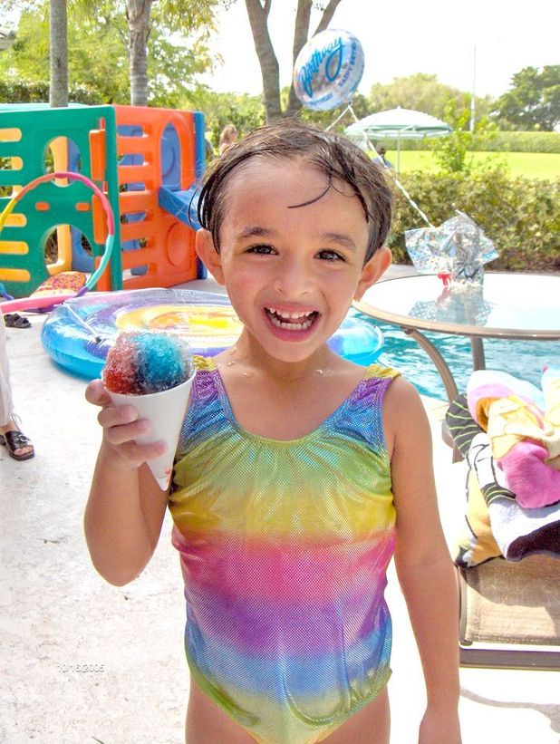 JazzFanPage's tweet photo. #tbt @JazzJennings__ 😊
She's sooo cute 💜 #SweetLittleGirl 
@MomofJazz https://t.co/pYVCeckjnB