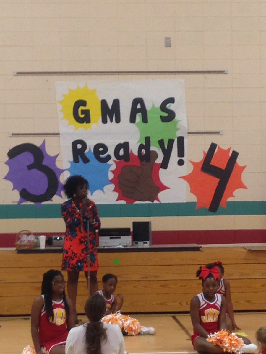 bduke_jme's tweet photo. JME PBIS Pep Rally!!!! #lovethatBIband! @JosephMartinLC @Supt_LCSS https://t.co/gVyhSm3gOc