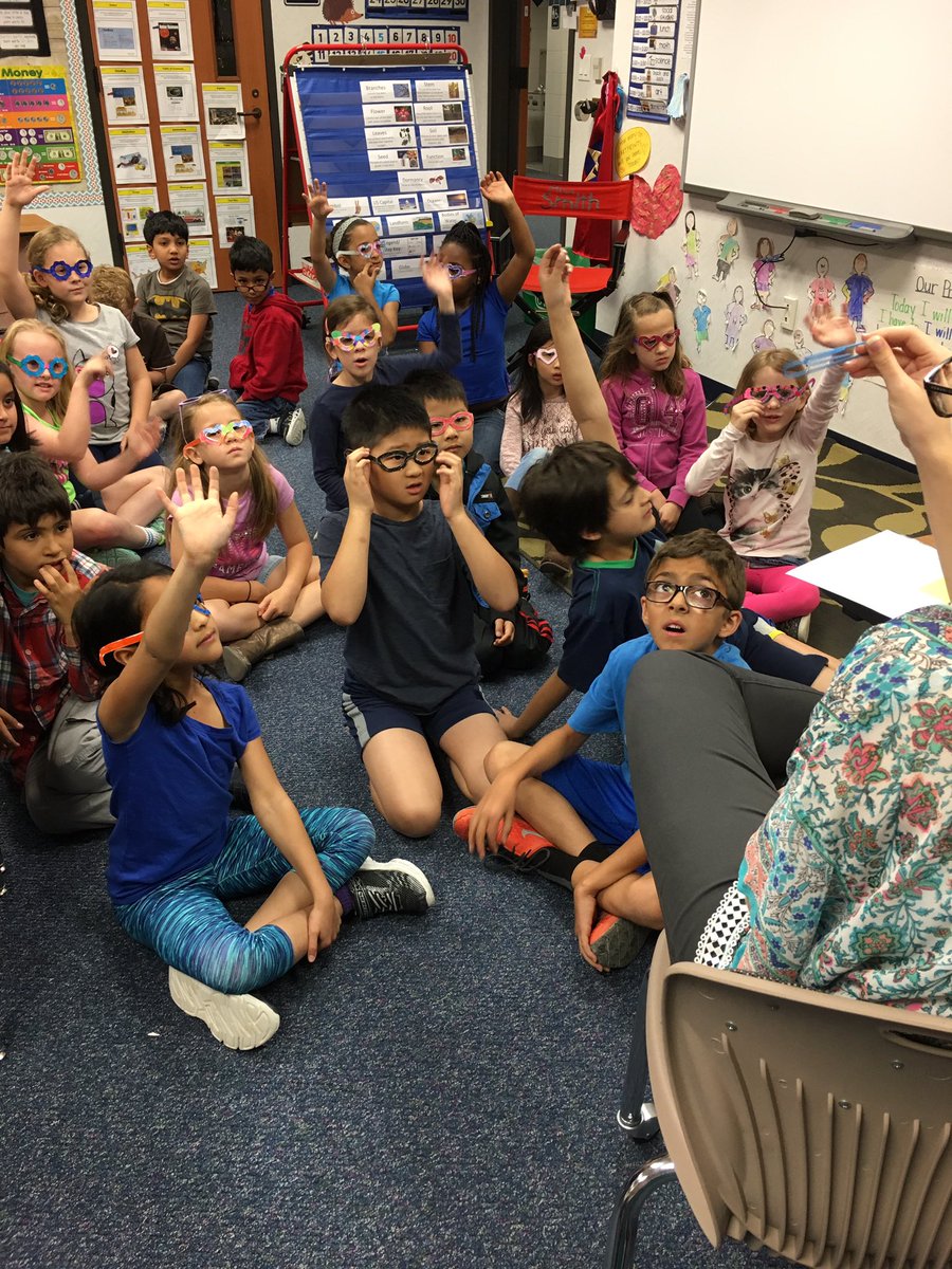 cheatham2ndSS's tweet photo. Looking at objects through a poets eyes! #imaginationinprogress https://t.co/yY06h0q83x