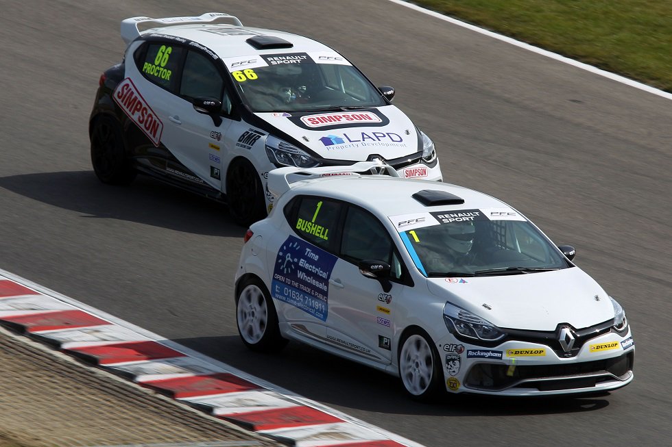 UKClioCup's tweet photo. LATEST @MBushellRacing tops @thruxtonracing test @RenaultSportUK @DunlopBTCC #Renault #BTCC https://t.co/ErS74uXS7C https://t.co/3cu5J5AB8M