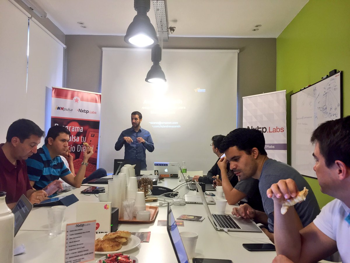 CatalinaGu's tweet photo. #Día4 de #iNNpulsaDigital, empezando con Workshop de Lean Startup usando #AWS, aprendiendo y compartiendo! https://t.co/FfL6iYR2Ls