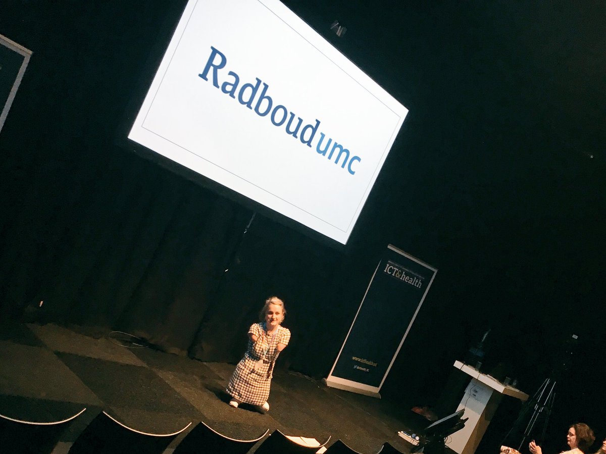 tomvandebelt's tweet photo. Goooo @evaeikhout ! Goed verhaal over patient empowerment in @radboudumc @reshape #zict2016 cc @ConchaCeleste https://t.co/ttUGEOhRzu