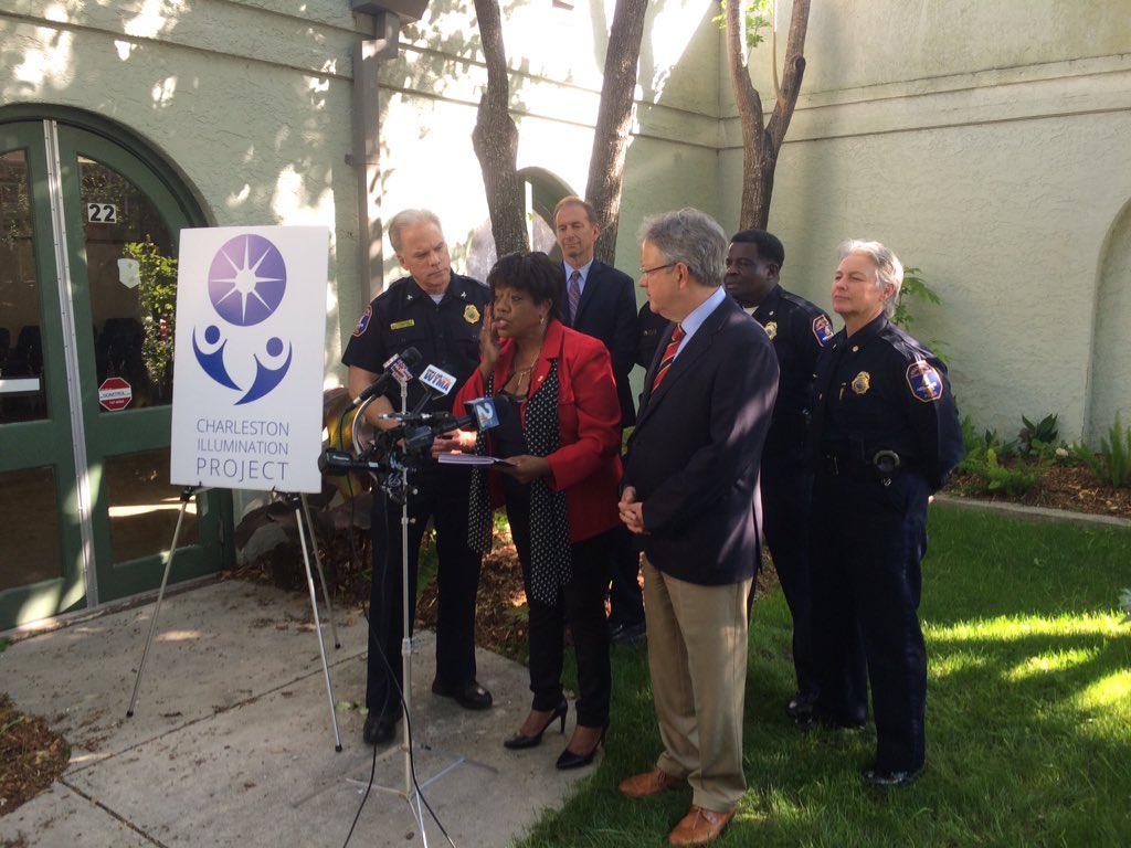 Paul_Bowers's tweet image. NAACP leader Dot Scott throws support behind #IlluminationProject, encourages attendance at listening sessions