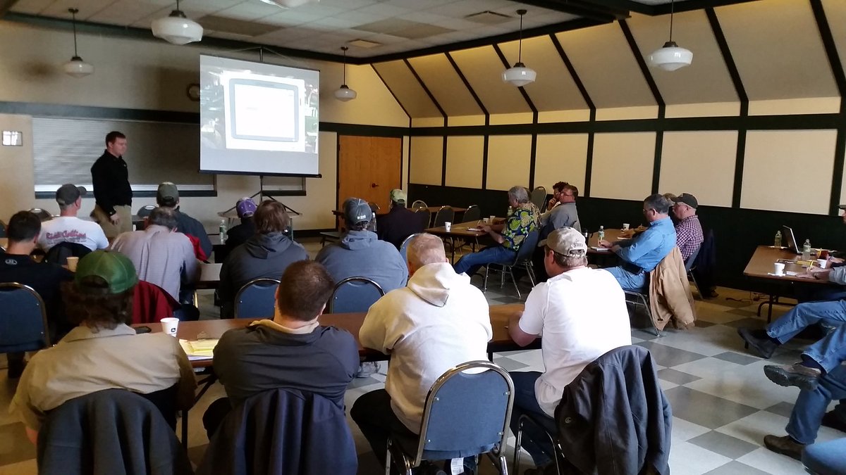 IconAg_Turf's tweet photo. Great morning and turnout in Paullina for our Spring IS Optimization training! #plant15 #iconag #JOHNDEERE https://t.co/GyK91nyKhR