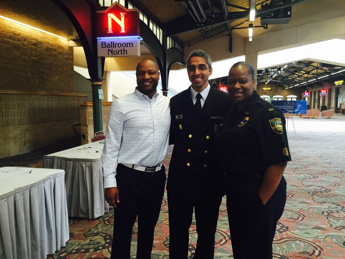JaxChildrens's tweet photo. Check it out! JCC's Marty McEachen with the US Surgeon General and Lt LaKesha Burton, JCC Board Member &amp; @JSOPIO https://t.co/jjAO8KDEpN