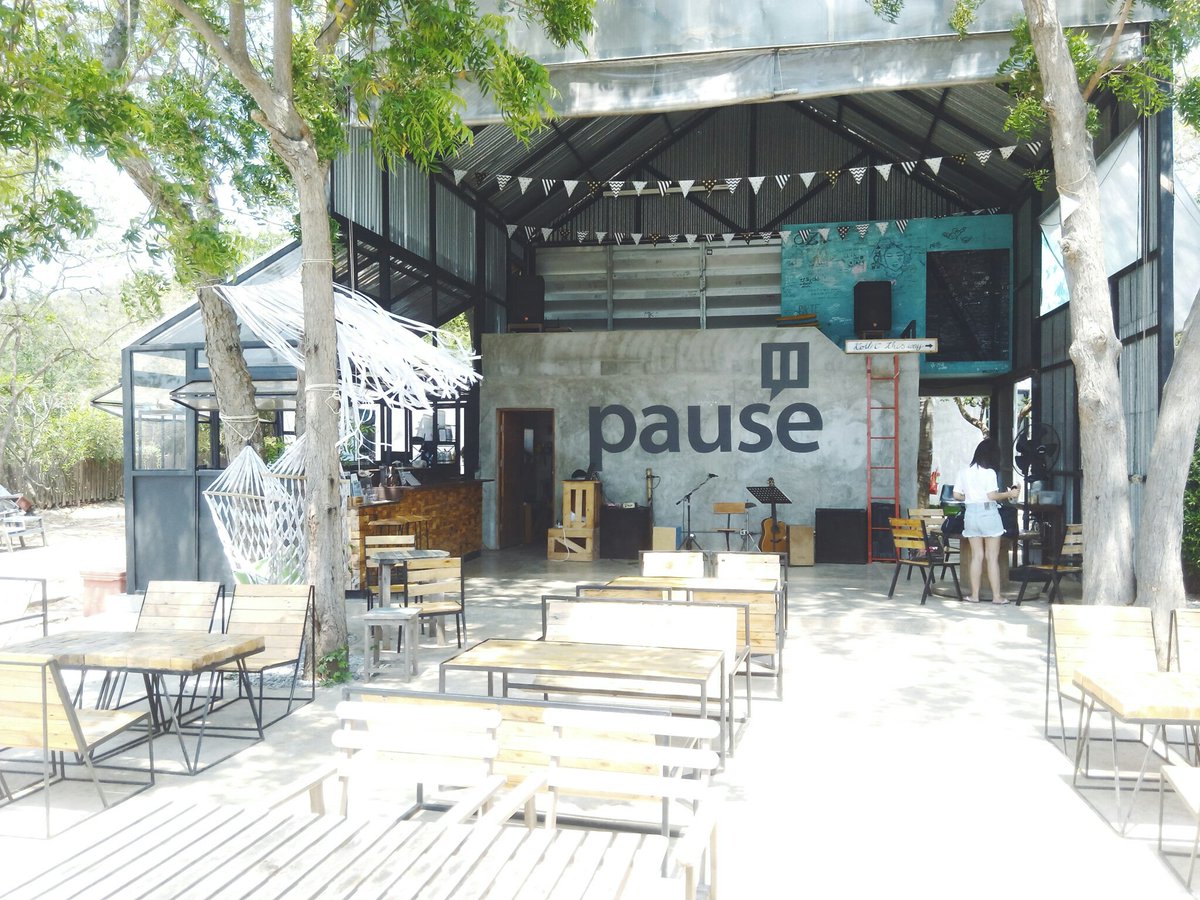 earnznNK's tweet photo. มันดีมากแก ที่พักและร้านนั่งชิล นอนไปฟังเพลงไป เก๋สุด 😍🌴🐳 #pauseresort #เกาะล้าน #รีวิวไทยแลนด์ #ReviewThailand https://t.co/nVcNyYeMXi